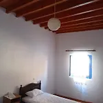 Quiet Stone House In Nisyros * Mandrákion