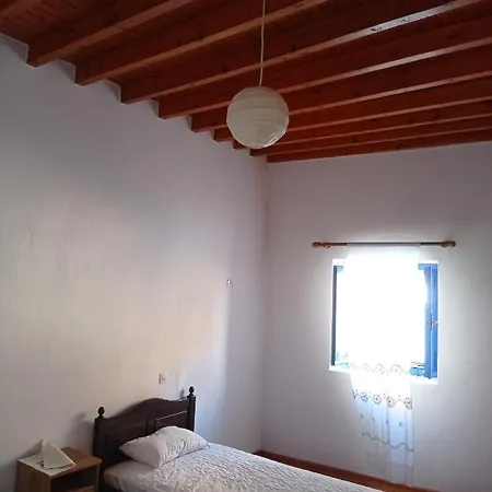 Quiet Stone House In Nisyros * Mandrákion