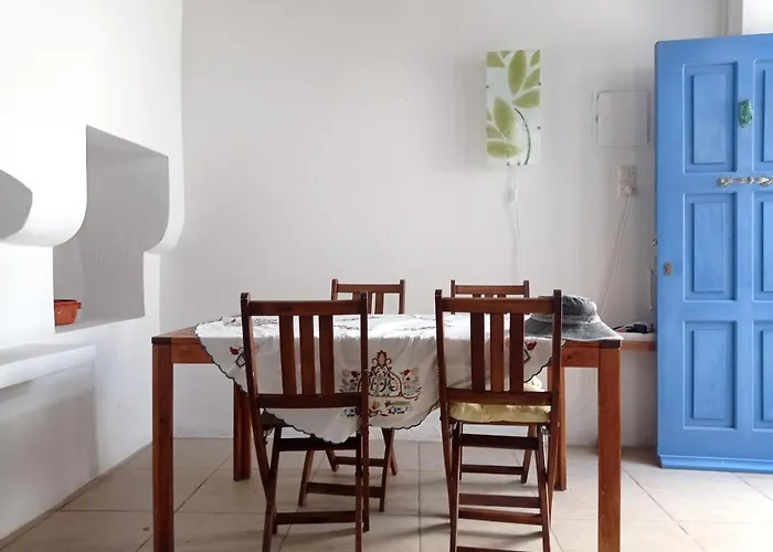 Quiet Stone House In Nisyros فيلة