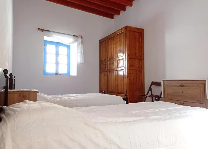 Quiet Stone House In Nisyros فيلة