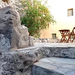 Villa Quiet Stone House In Nisyros *