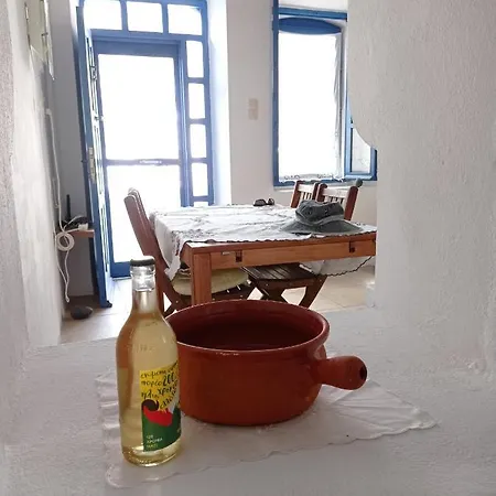 ヴィラ Quiet Stone House In Nisyros